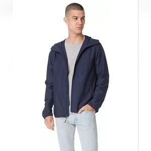 Men's Herschel Voyage Wind Breaker Navy Blue Jacket. Size Medium.